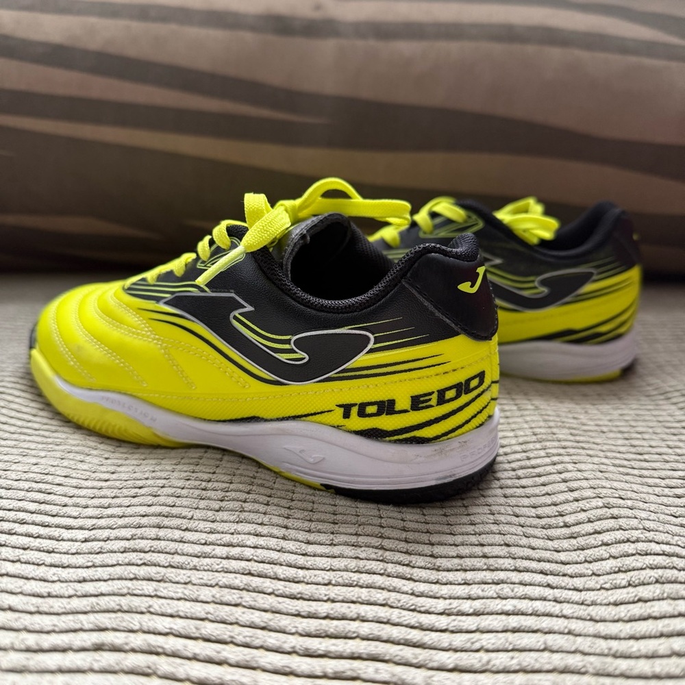 Joma Toledo Futsal/soccer flats